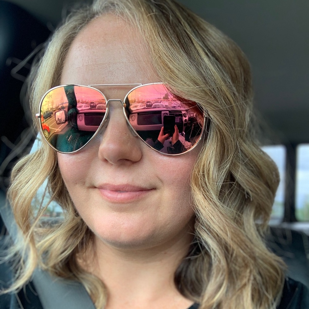 Meet your Posher, Lindsey
